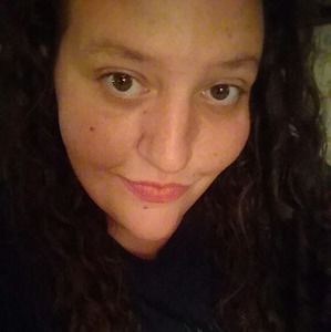 Meet your Posher, Vickie